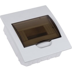 Flush distribution box 8 way IP40