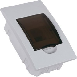 Flush distribution box 4 way IP40